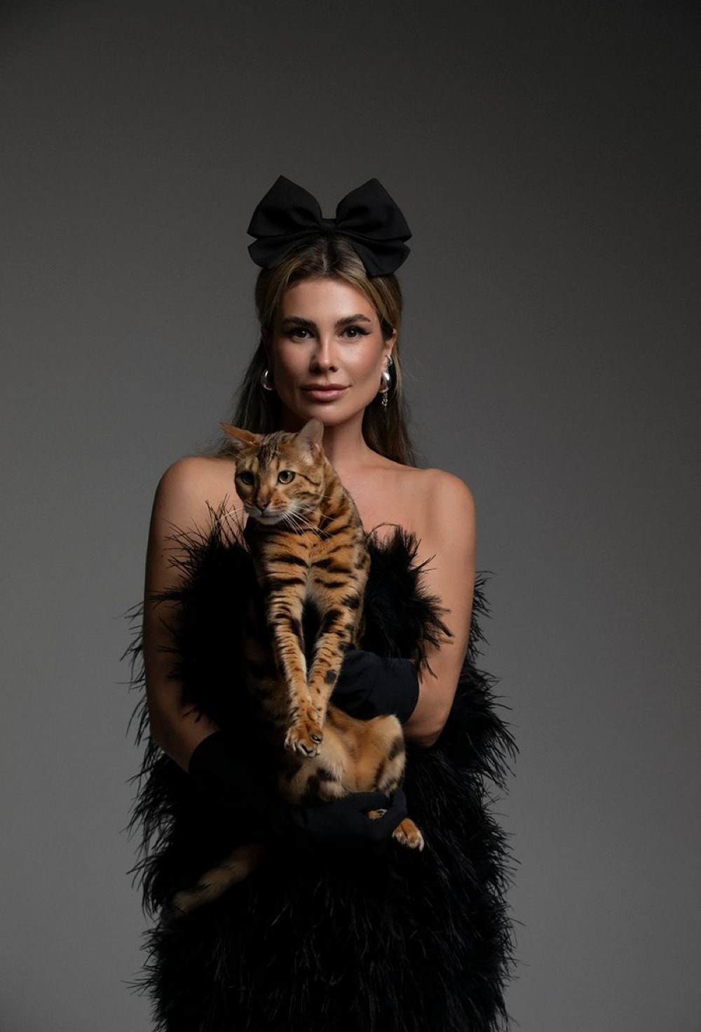 Платье мини из пера страуса - фото 102424