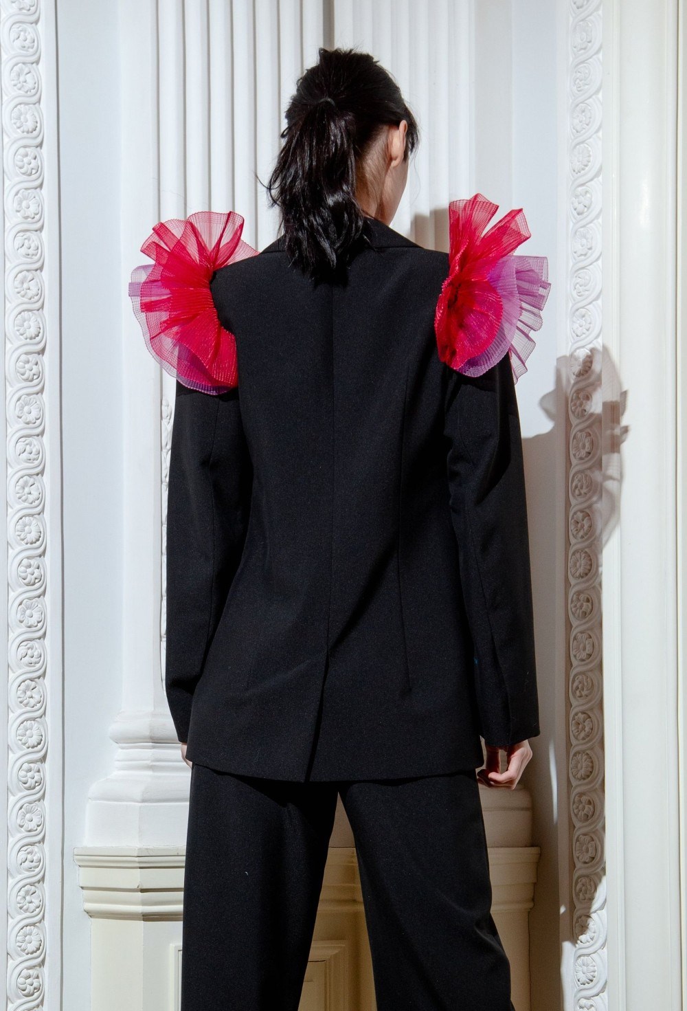 Однобортный жакет “BLACK TIE” - фото 102465