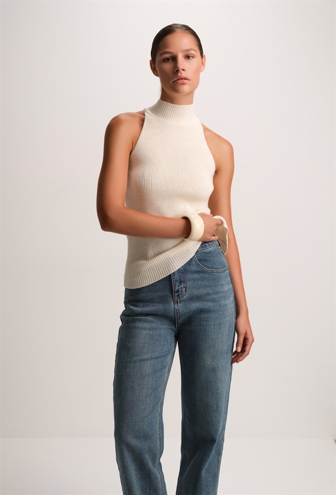 Топ kiss - фото 102643