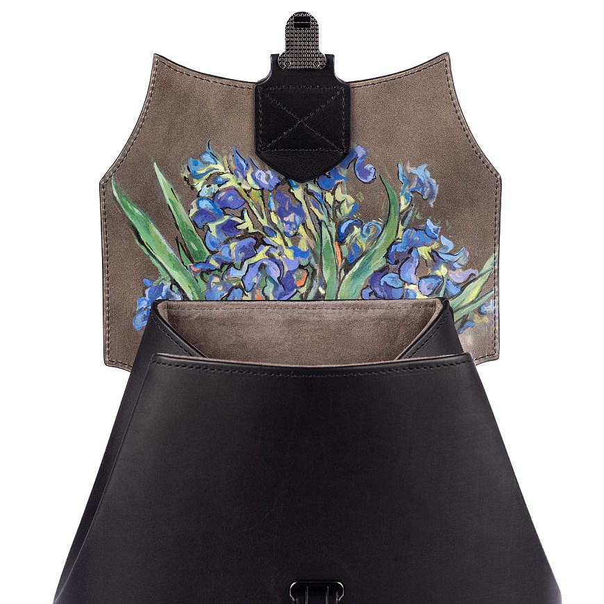 Рюкзак Сити "Ирисы в чёрном" - фото 103506