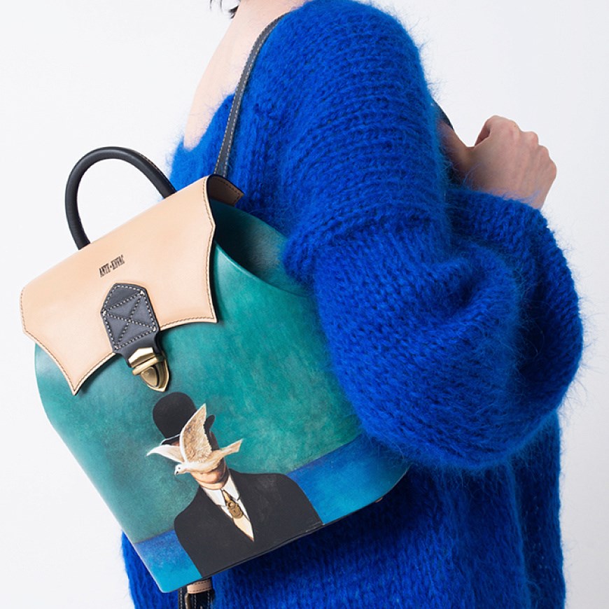 Рюкзак Сити "Человек в котелке" - фото 103538