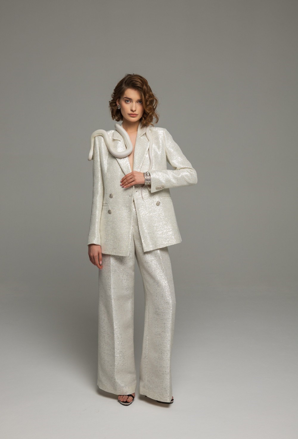 Брюки с пайетками - фото 105504