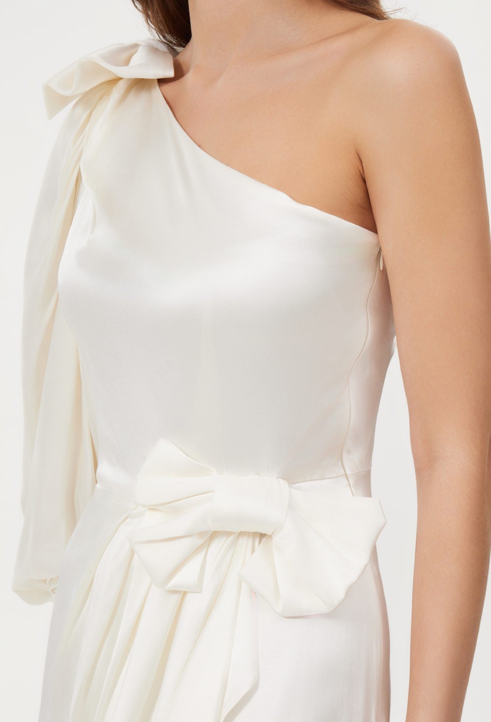 Платье на одно плечо - фото 105736