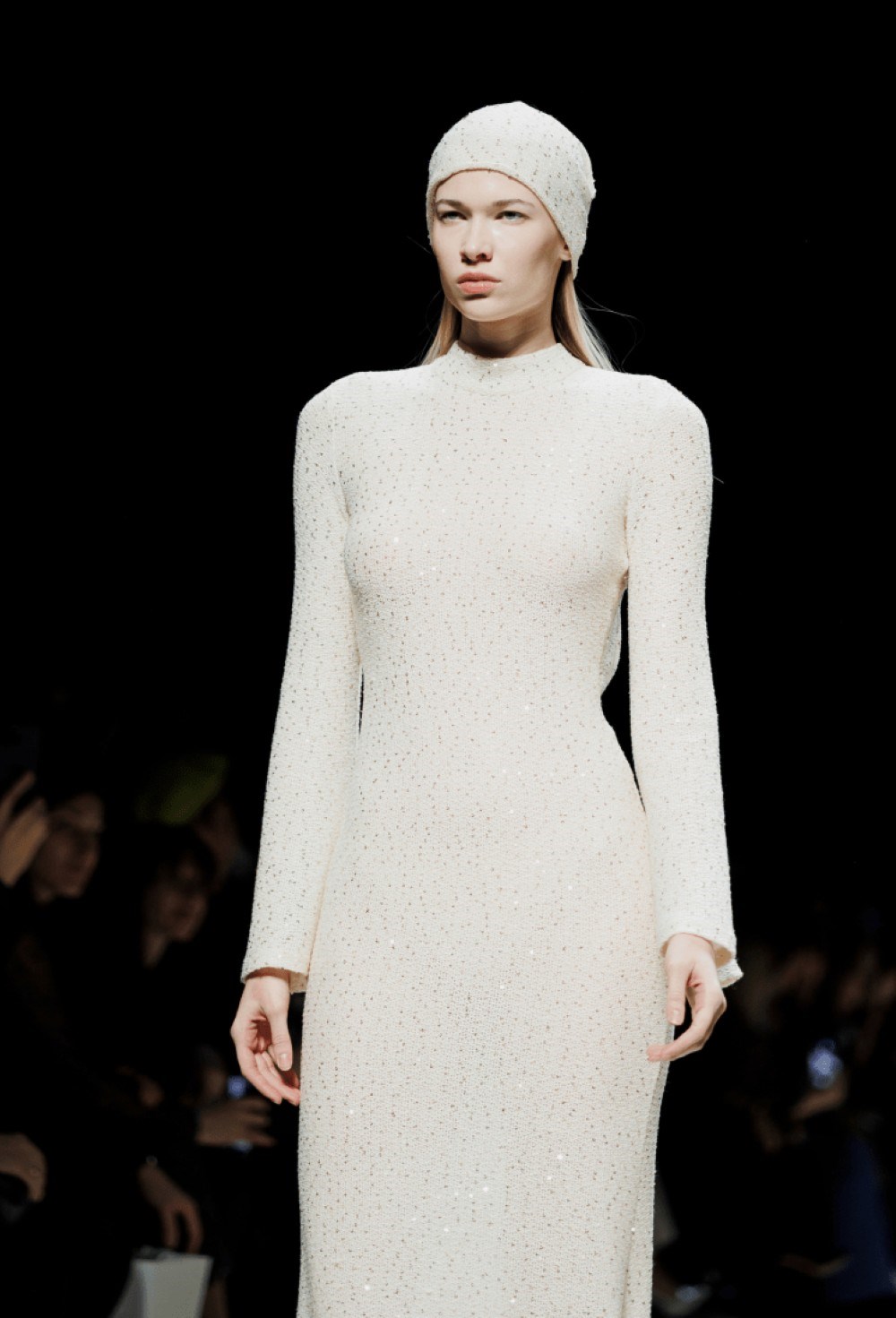 Платье с открытой спиной - фото 105824