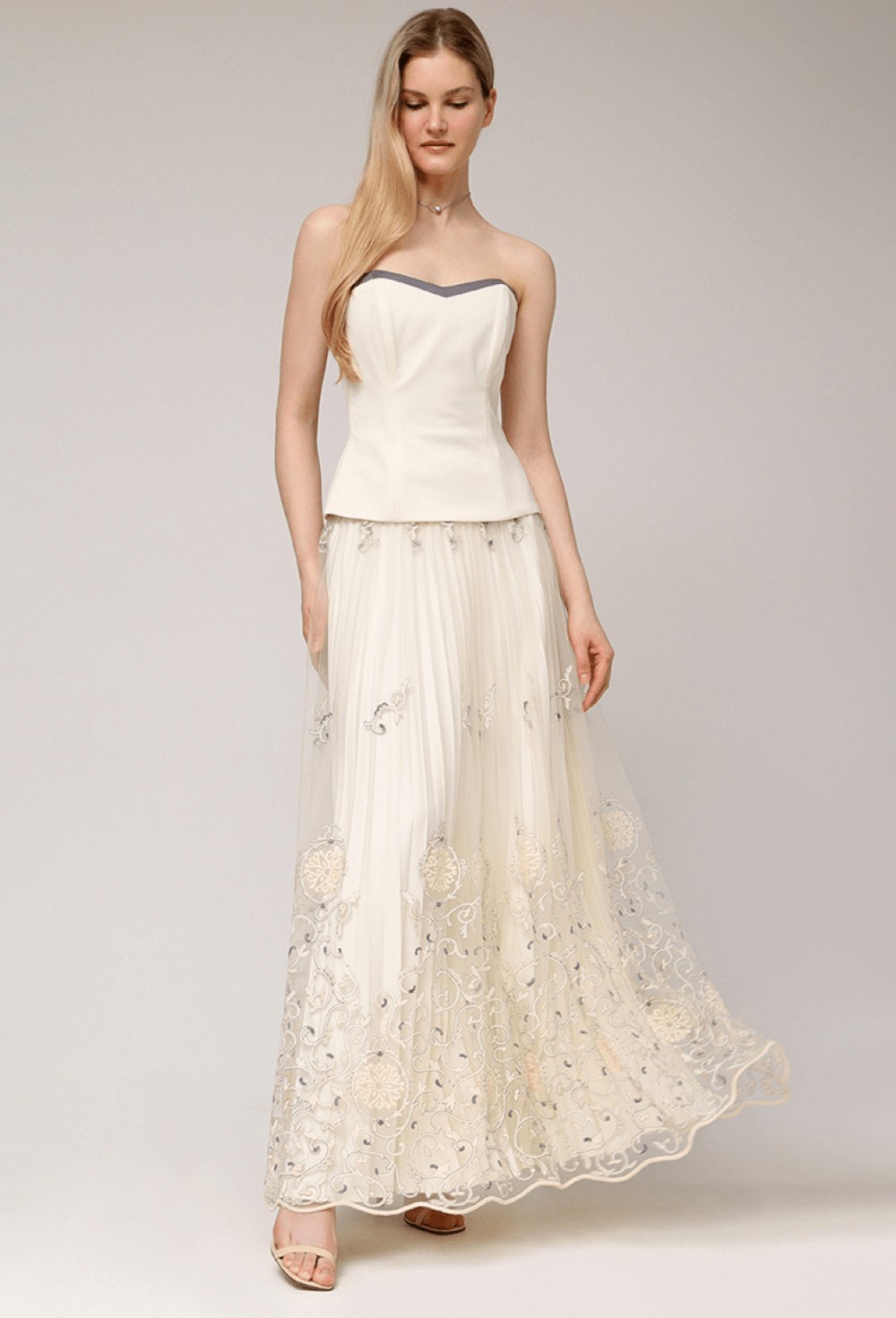 Юбка с вышивкой - фото 106379