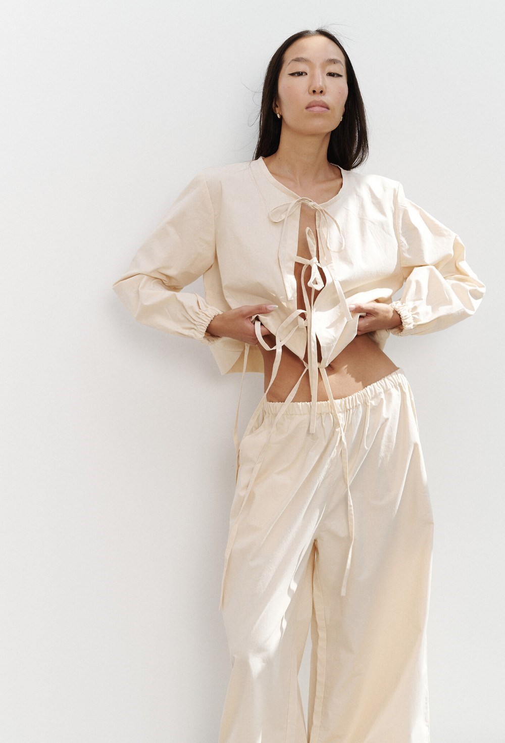 Рубашка из хлопка с завязками - фото 107071