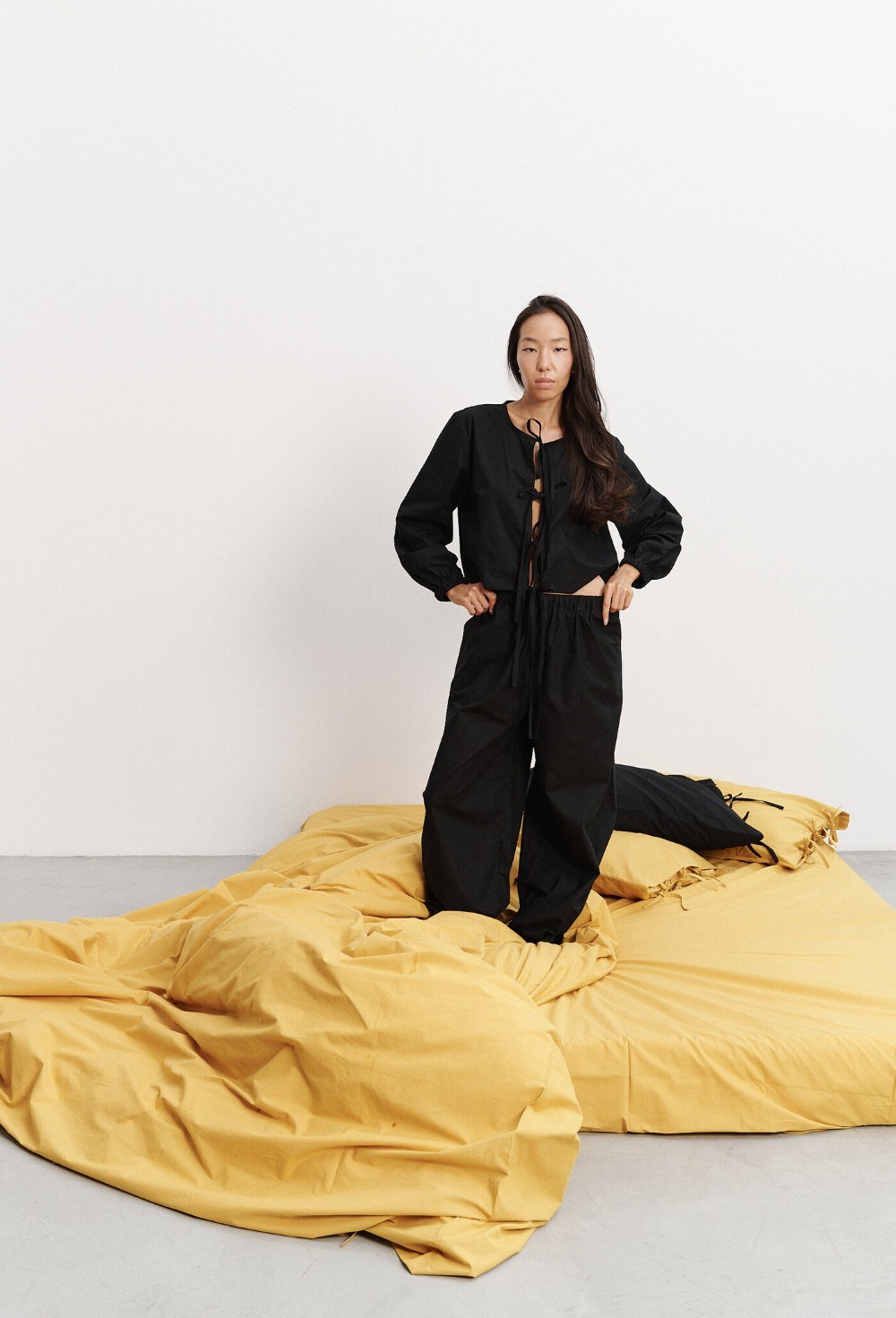 Рубашка из хлопка с завязками - фото 107075