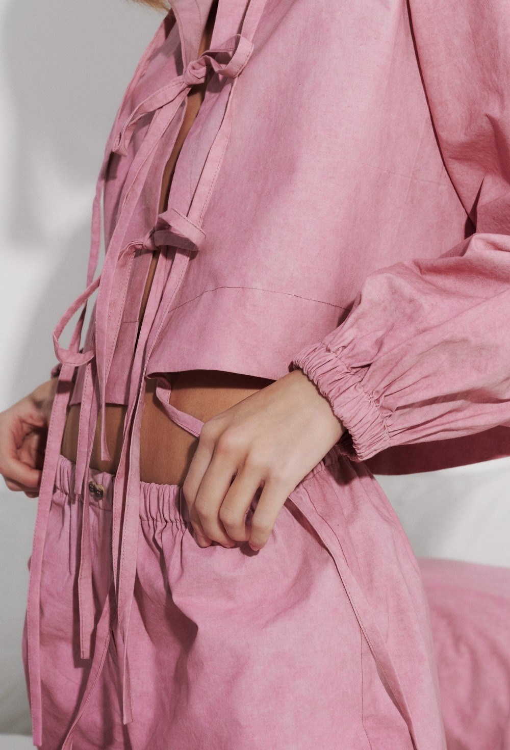 Рубашка из хлопка с завязками - фото 107080