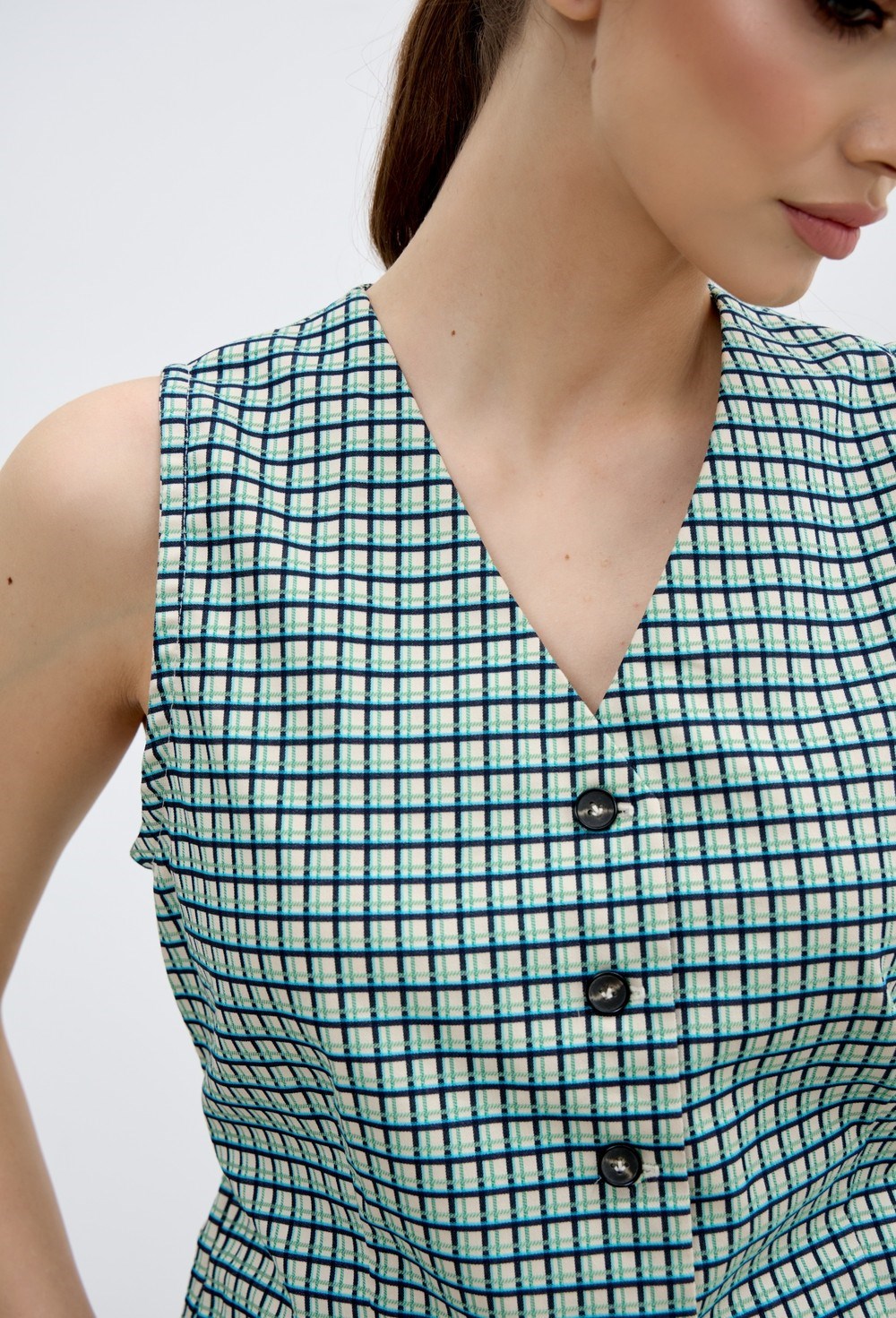 Жилет - фото 107200