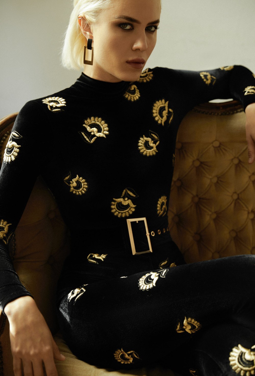 Комбинезон с вышивкой - фото 108006