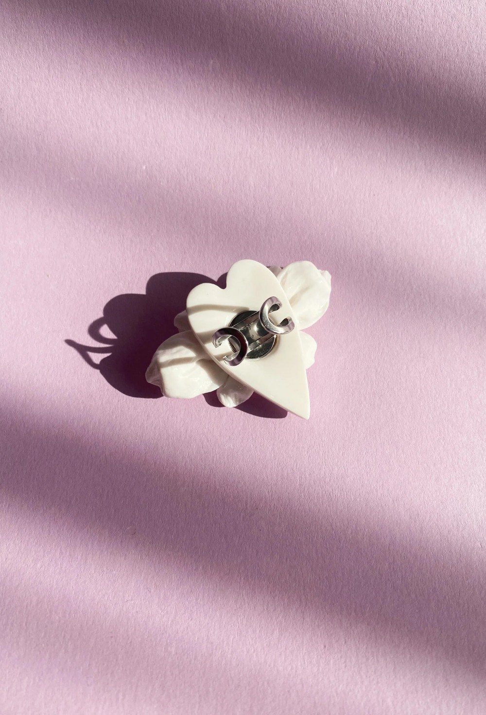 Кольцо Белое сердце с крестом - фото 108596