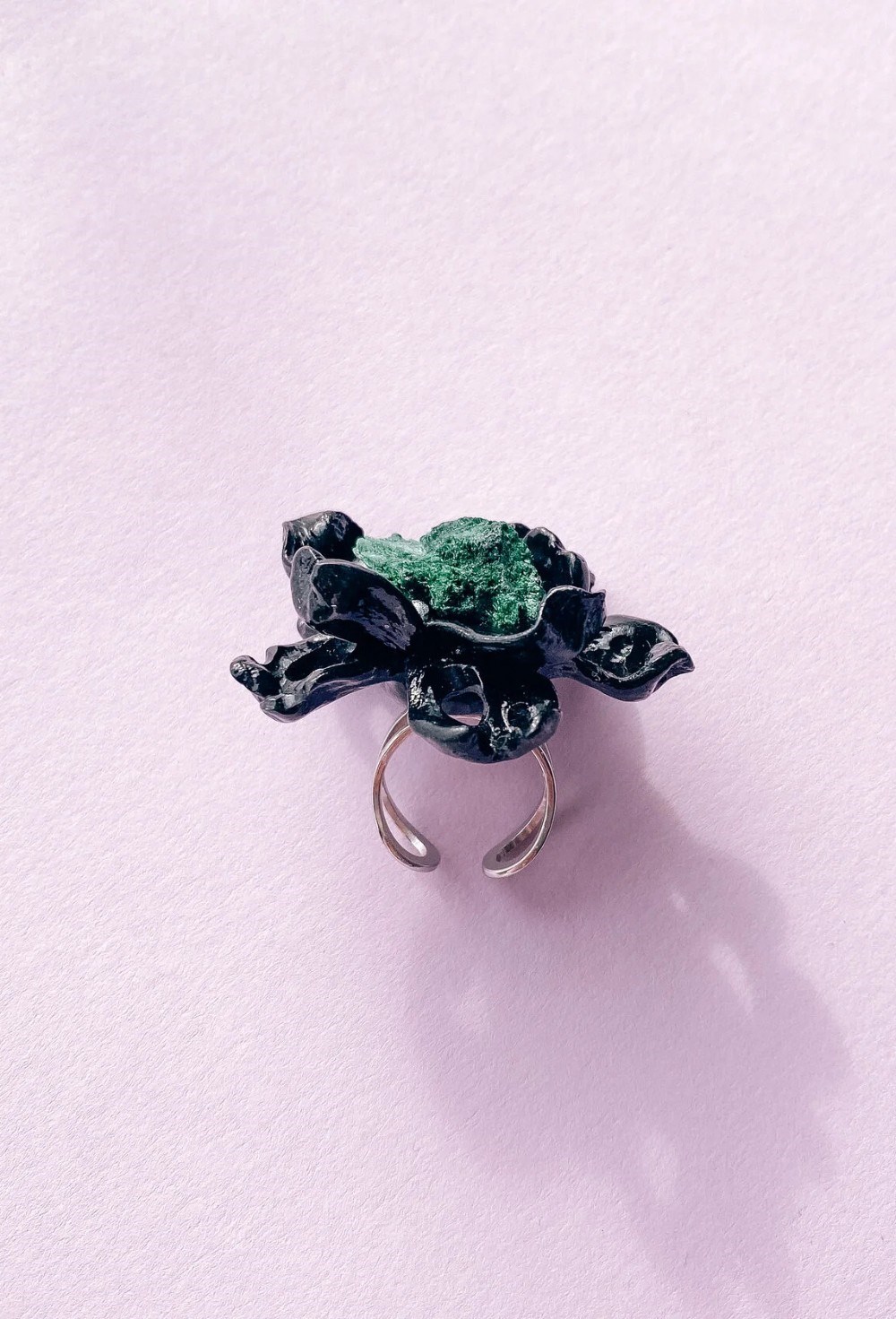 Кольцо Черный цветок с малахитом - фото 108608