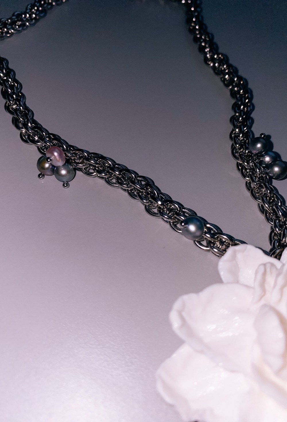 Колье с белым цветком (серебро) - фото 108708