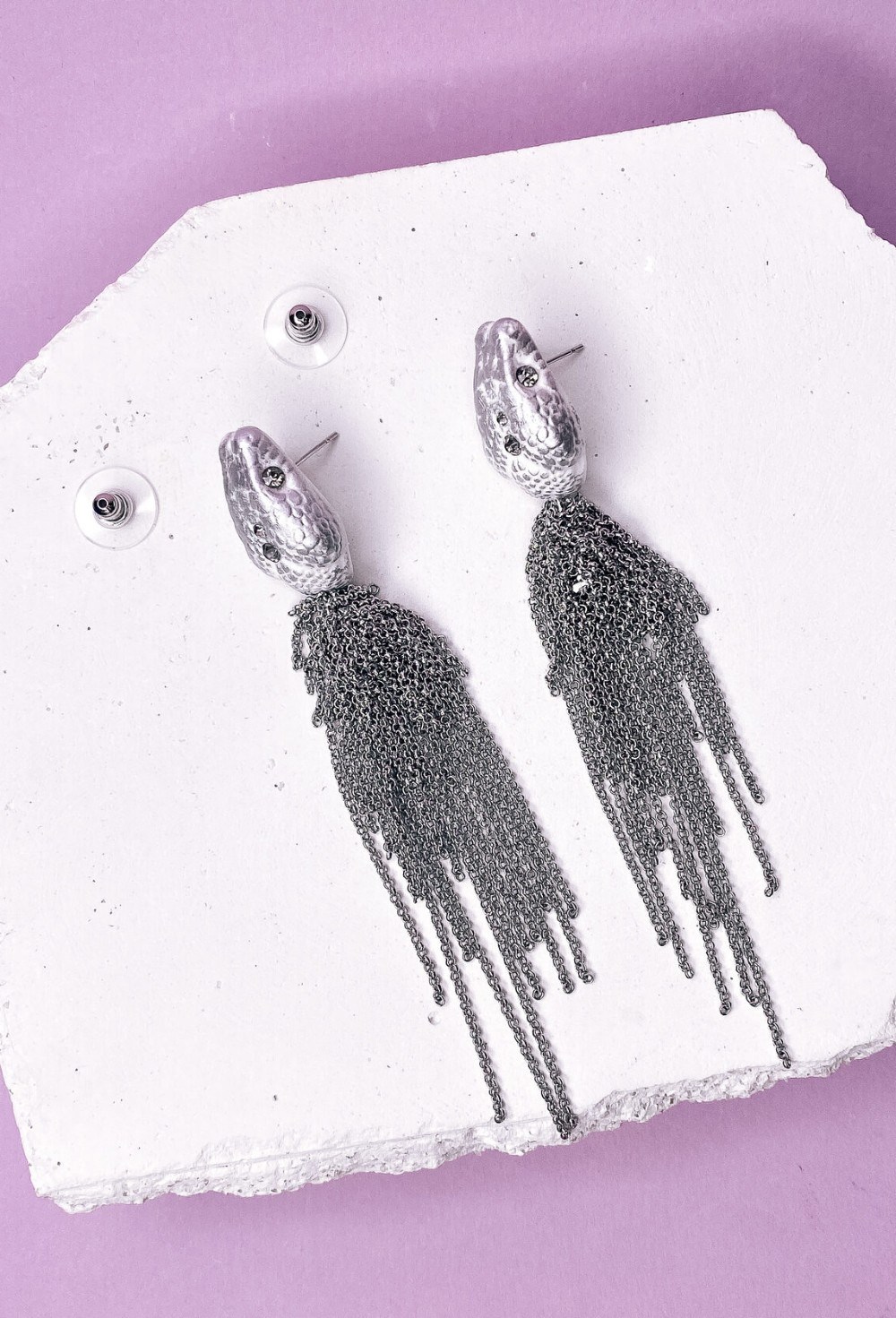 Серьги серебристая змейка с цепями - фото 108744