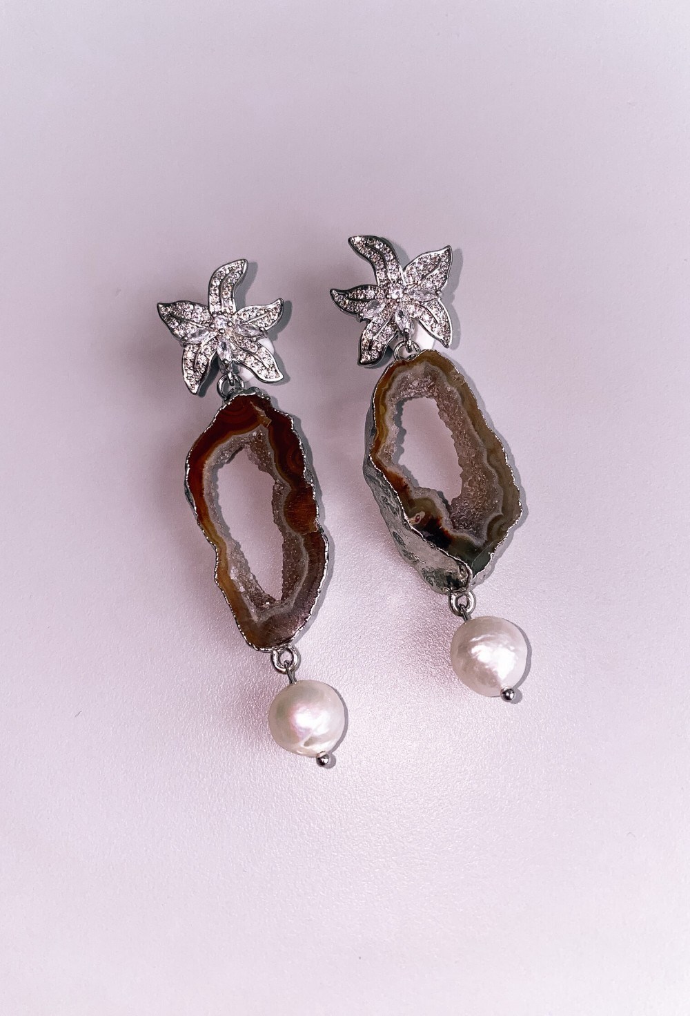 Серьги орхидеи с агатами и жемчужинами - фото 108816