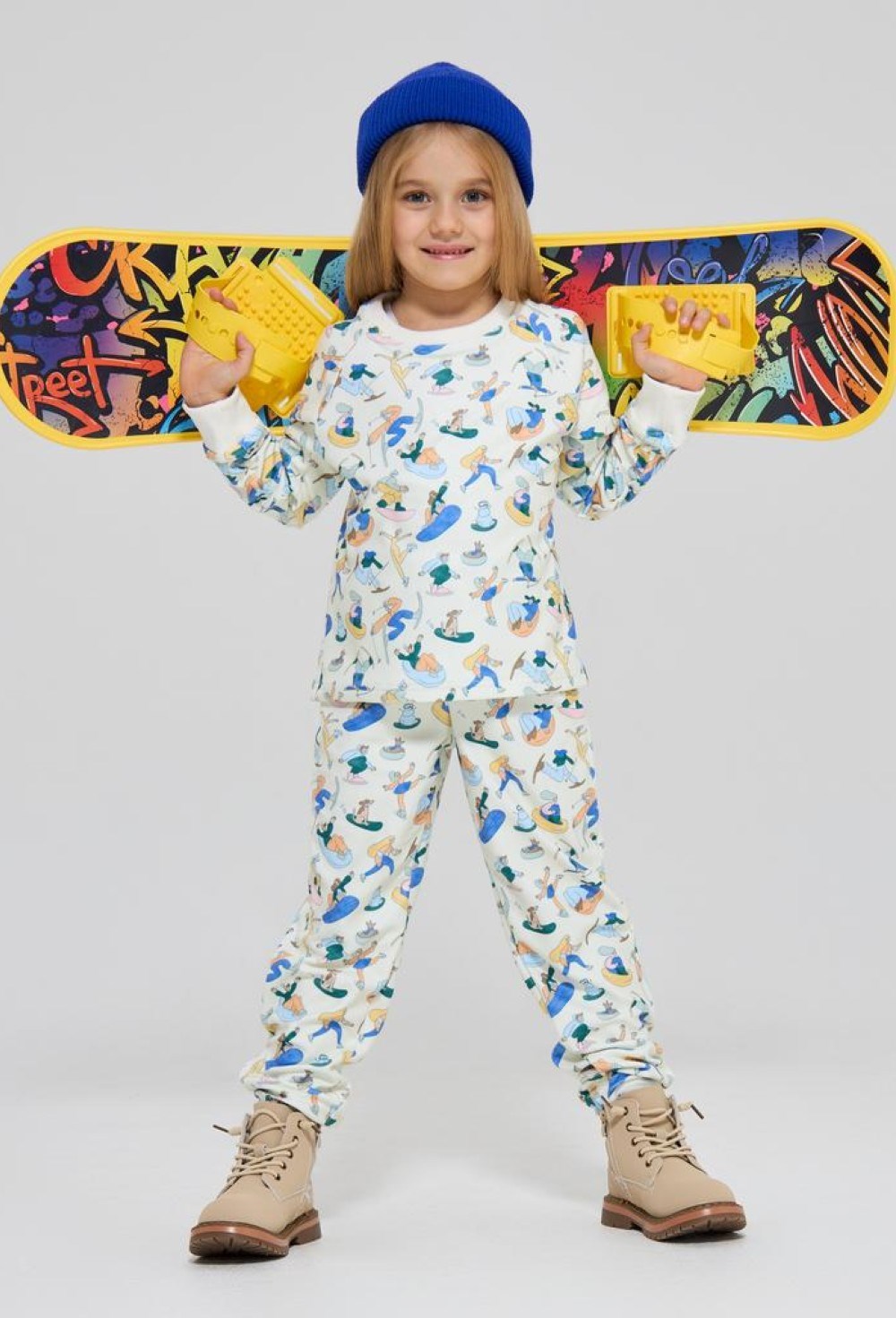 Костюм флисовый, с авторским принтом - фото 109074