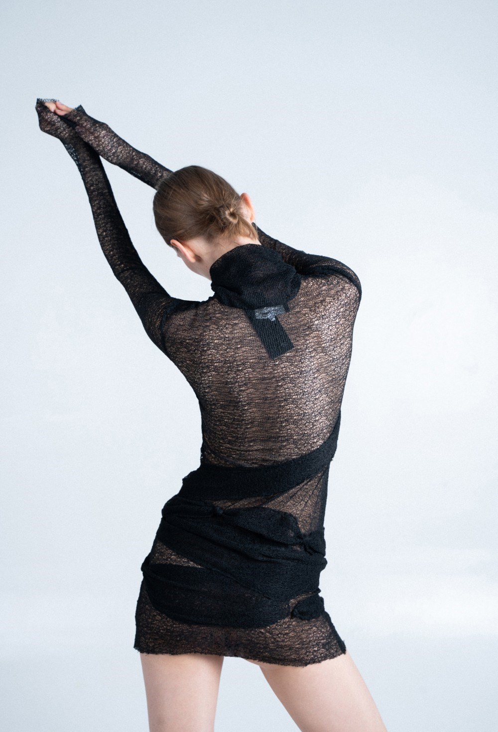 Платье с драпировкой - фото 109651