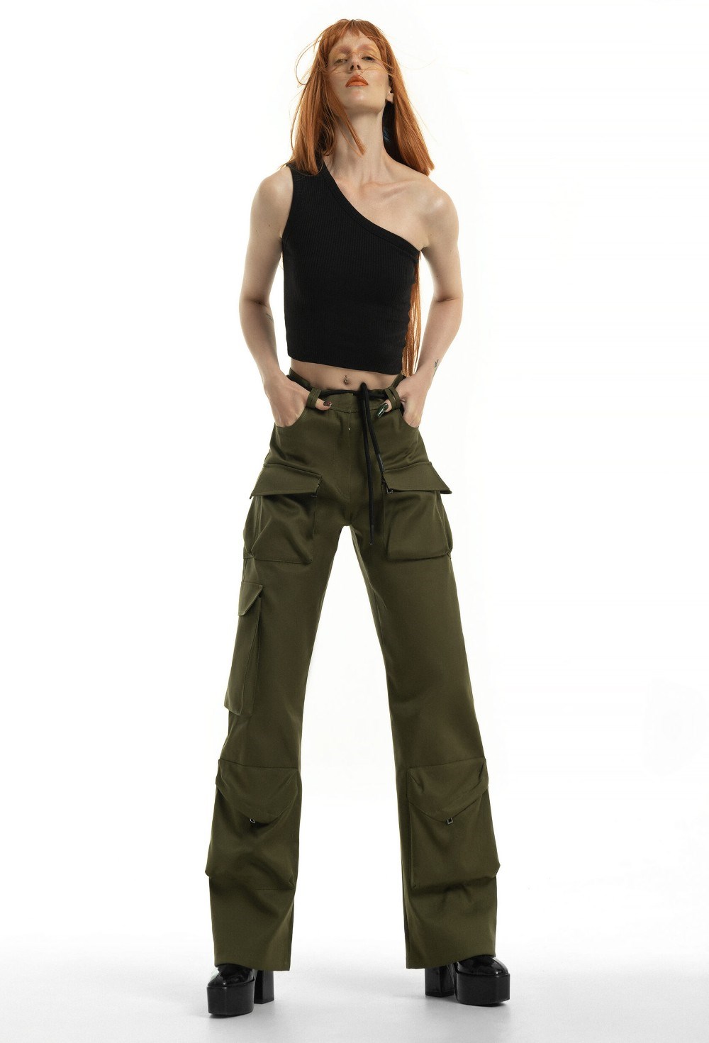 Топ на одно плечо из плотного трикотажа - фото 109953