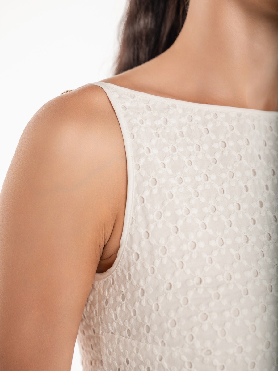 Летнее платье миди из хлопка с шитьем - фото 110235