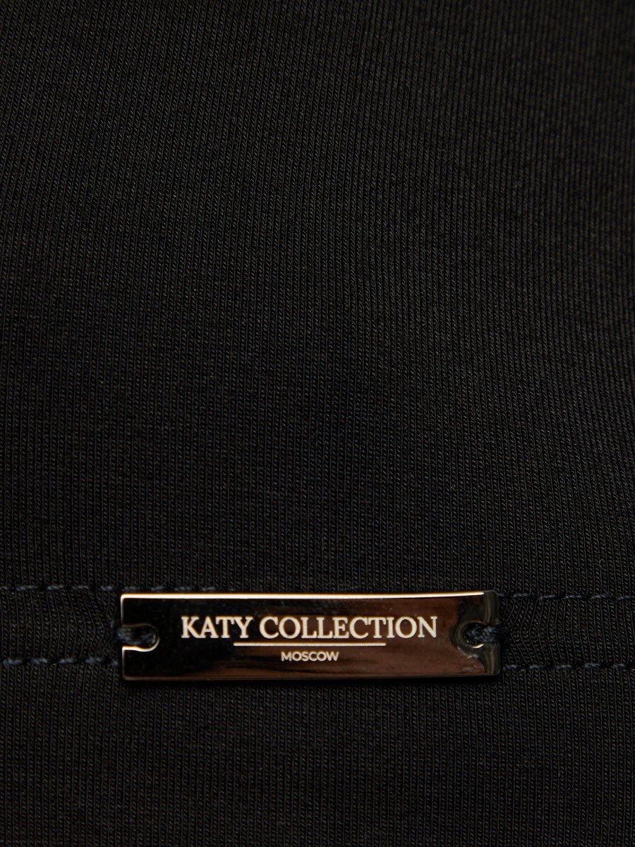 Базовая облегающая футболка из нежнейшей вискозы - фото 110435