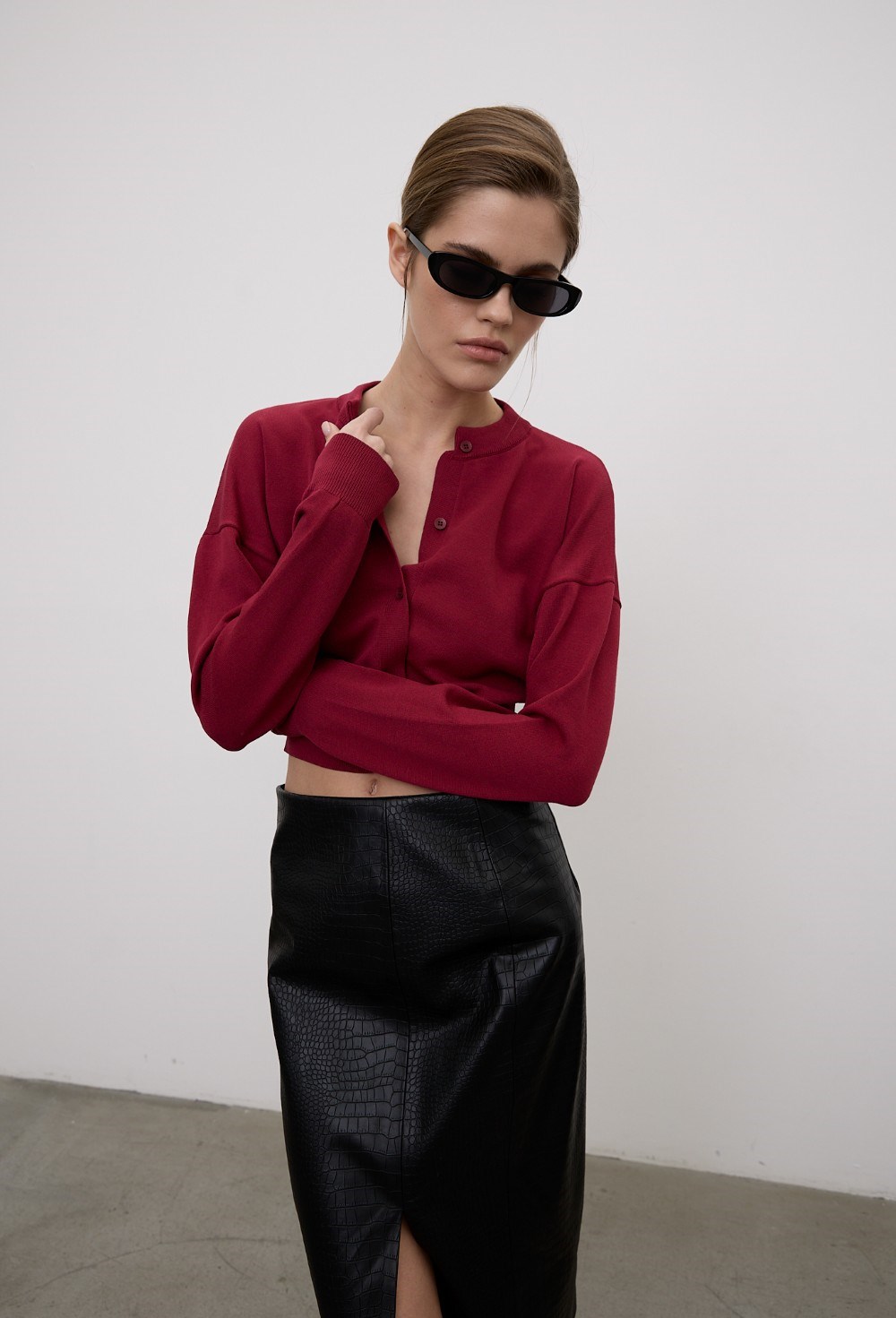 Укороченный вязаный кардиган - фото 113644