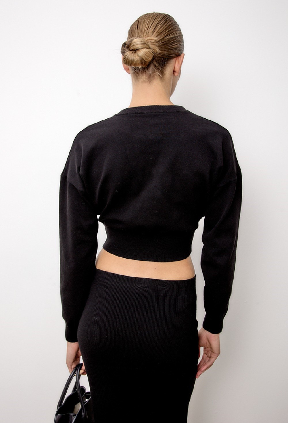 Укороченный вязаный кардиган - фото 113658