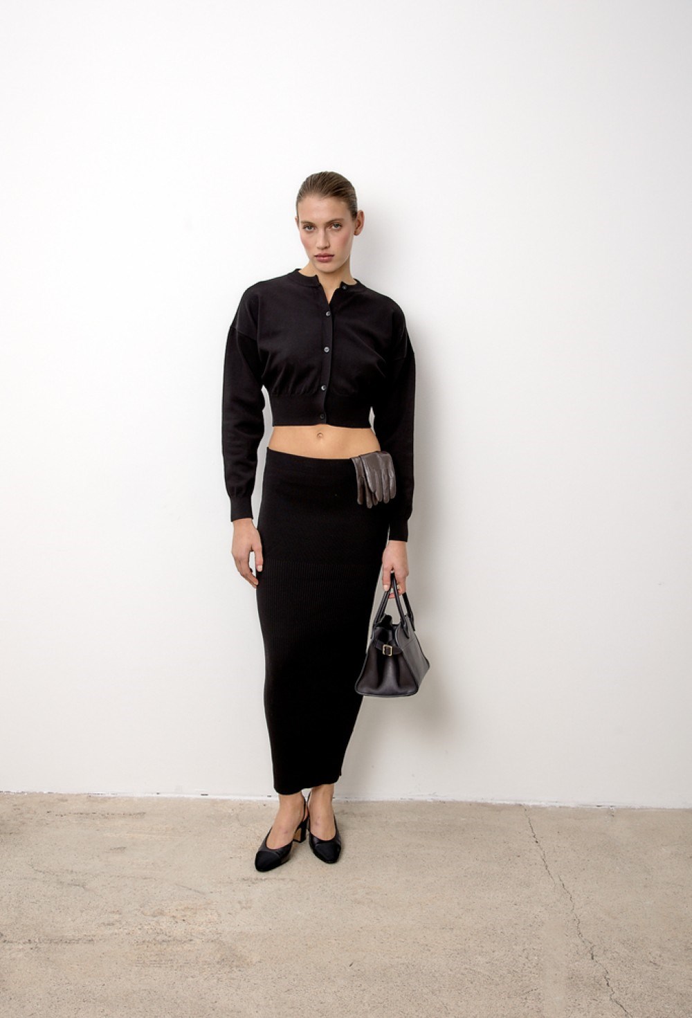 Укороченный вязаный кардиган - фото 113659