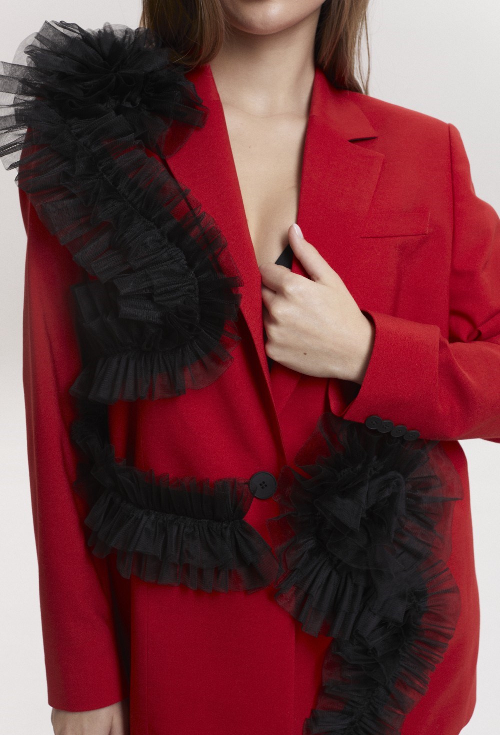 Жакет красный с декором цветы на магнитах - фото 116321