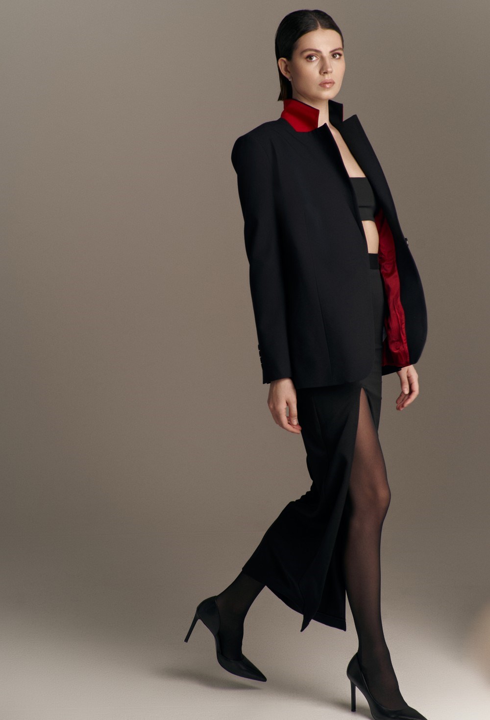 Жакет черный с декором цветы на магнитах - фото 116352