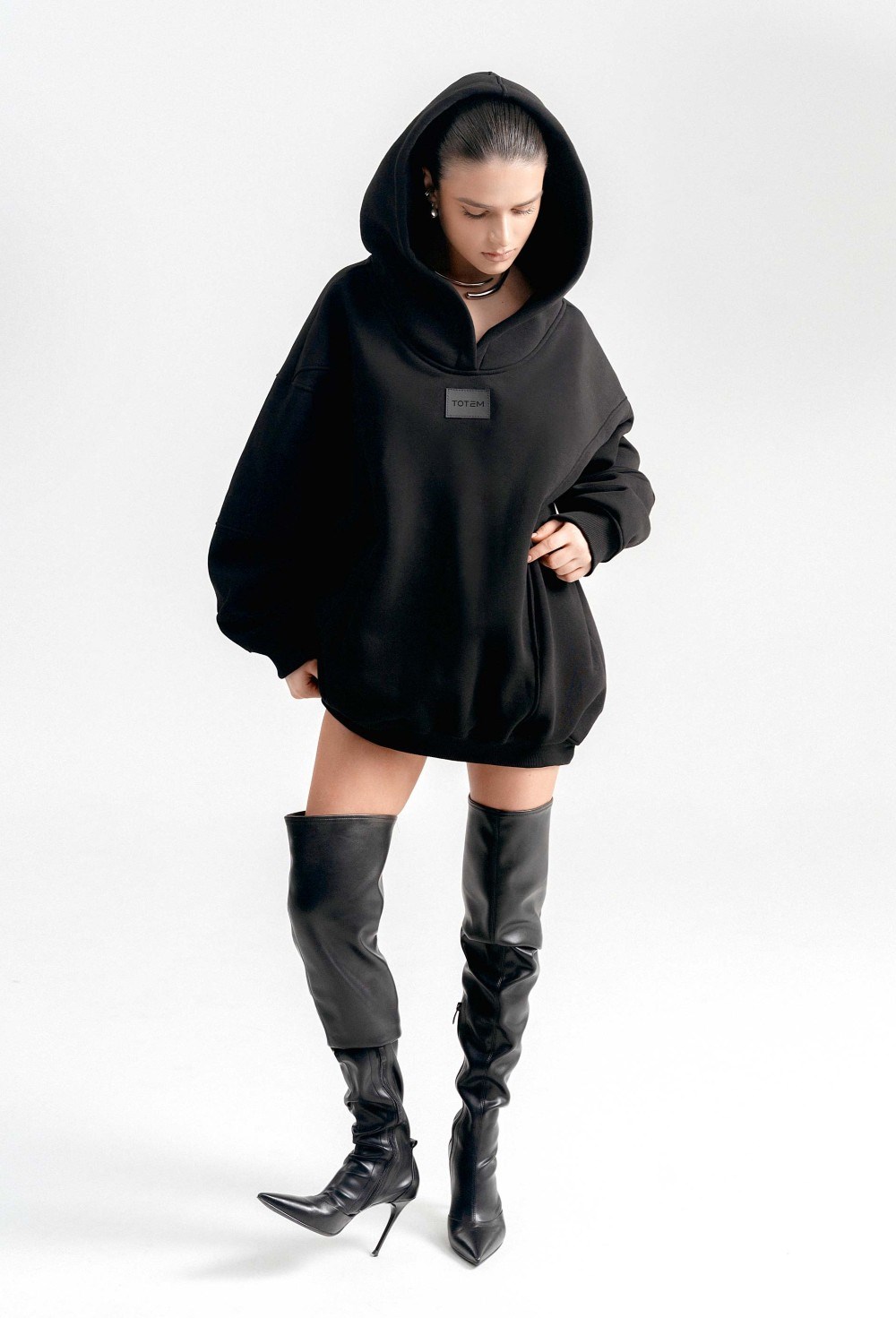 Худи объемный с капюшоном - фото 116719