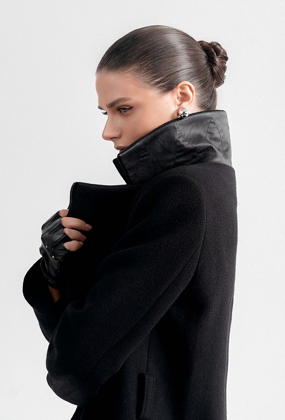 Пальто c разрезом - фото 116740