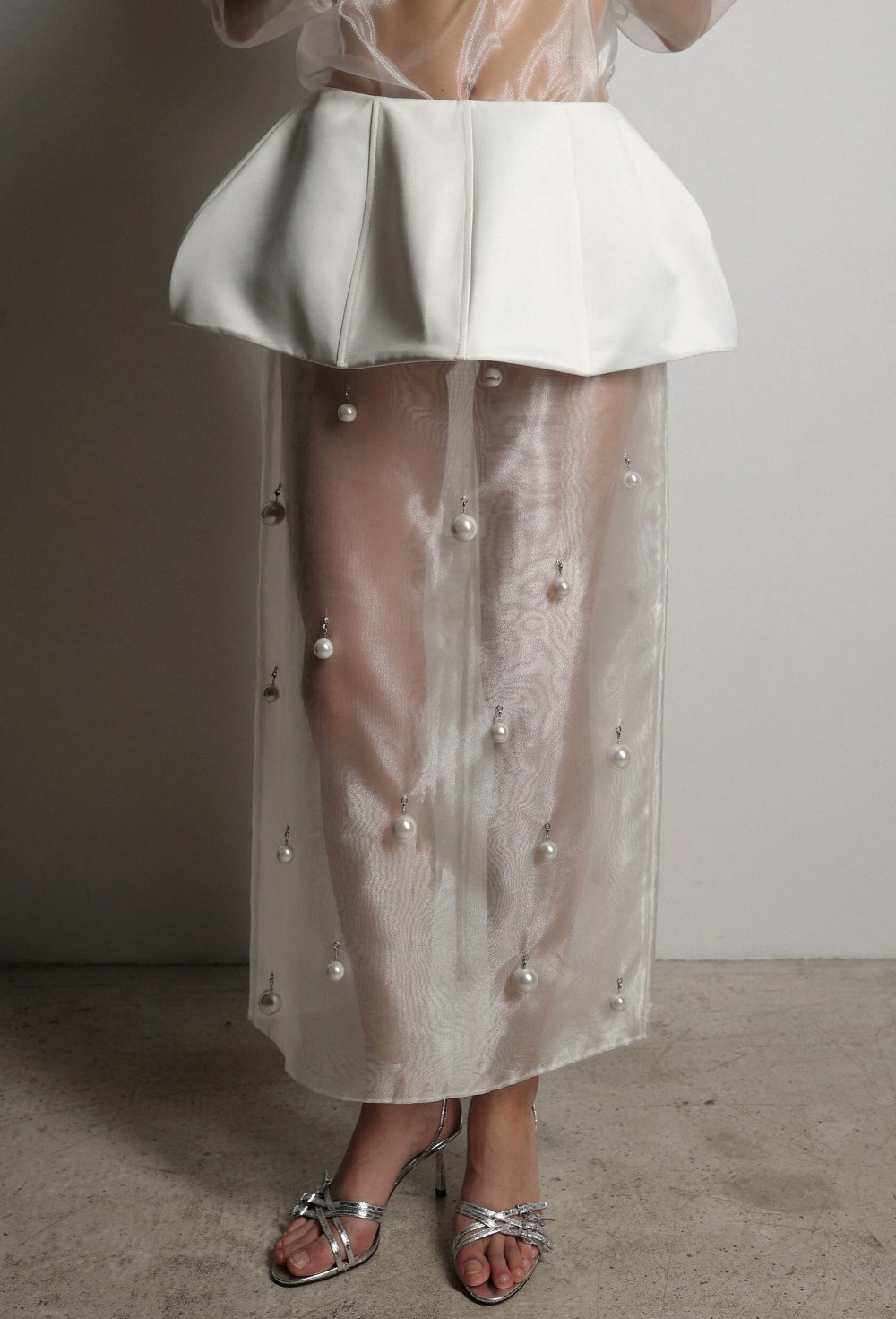 Юбка миди с жемчугом - фото 117192