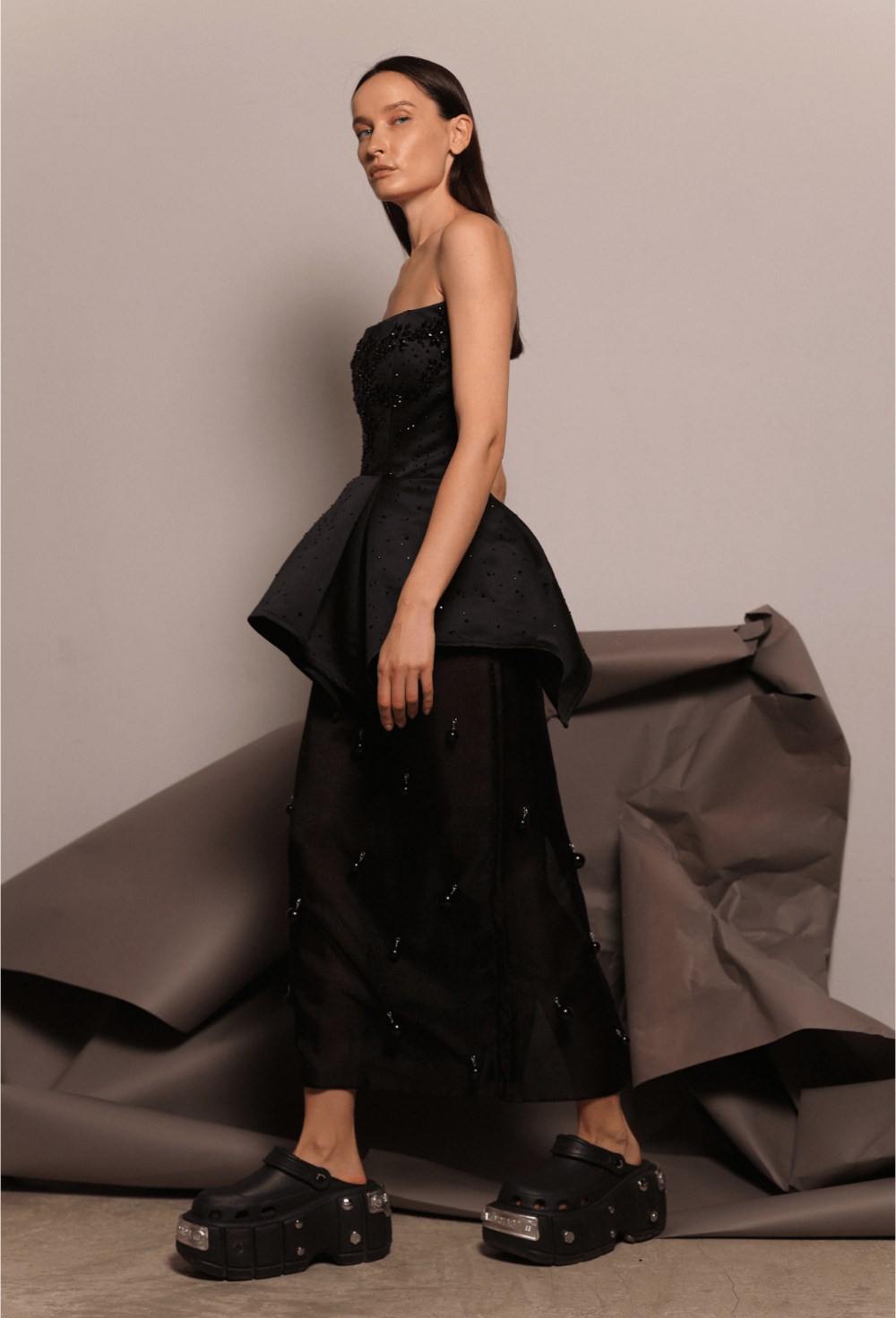 Корсет с баской расшитый стразами - фото 117201