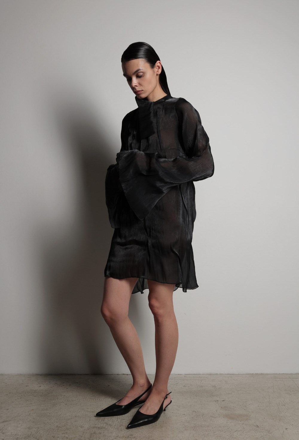 Платье с эффектом-мокрой ткани - фото 117332