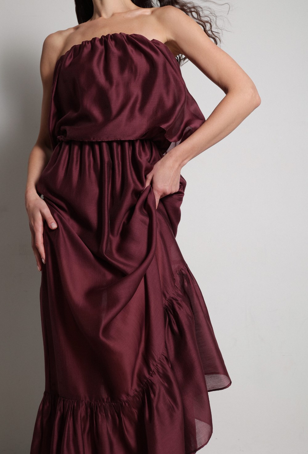 Платье миди с открытыми плечами - фото 117430