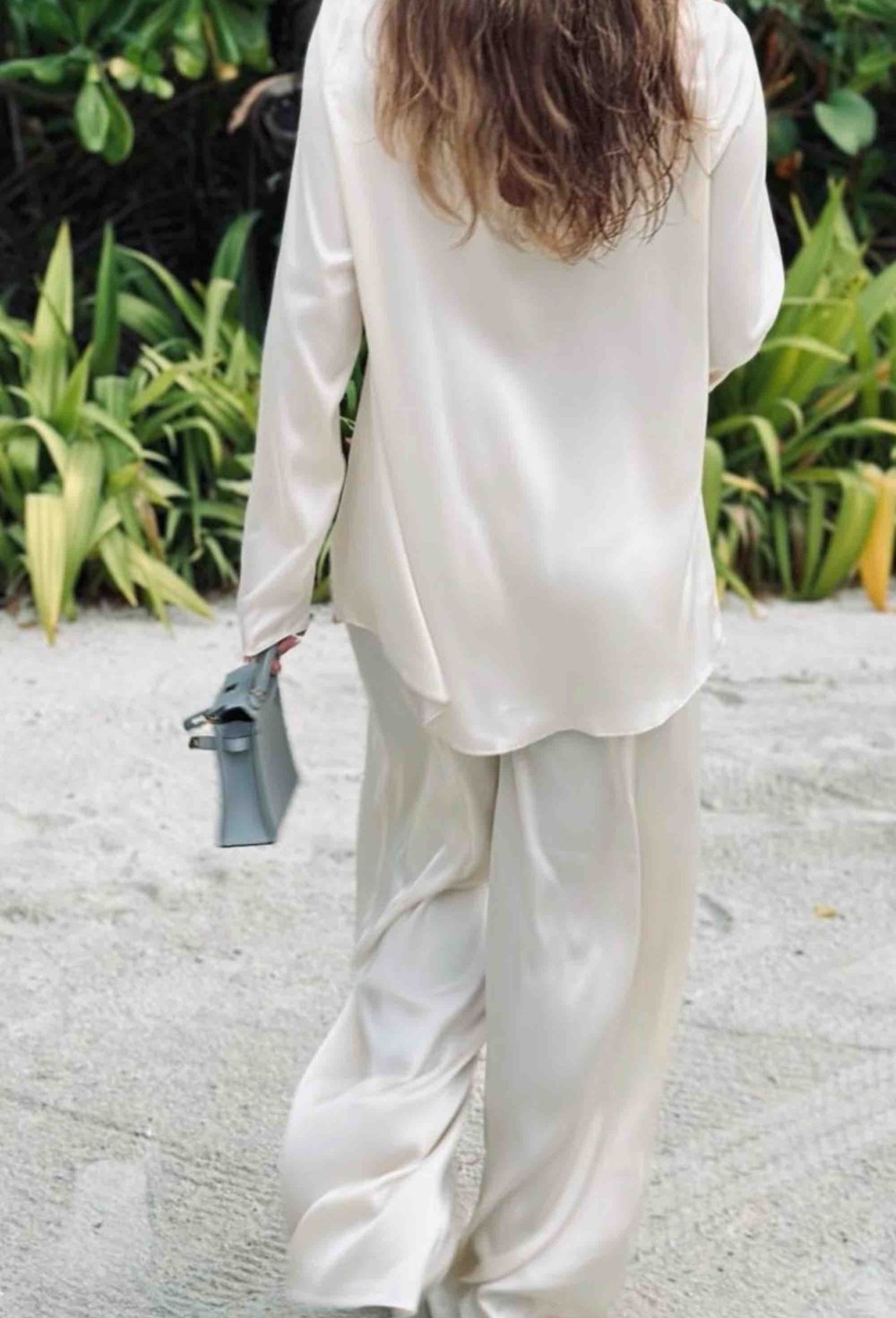 Брюки Love из альтернативного шелка на резинке - фото 117772