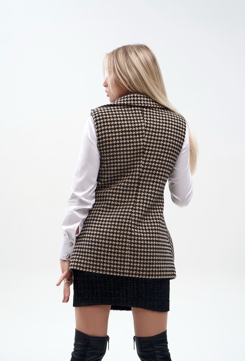 Жилетка из шерстяного твида - фото 118581