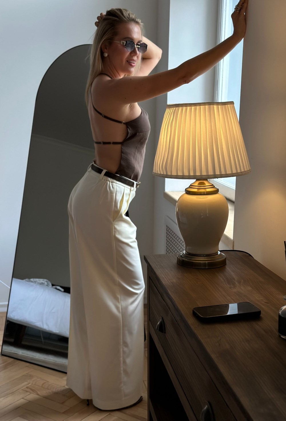 Топ с открытой спинкой - фото 118659