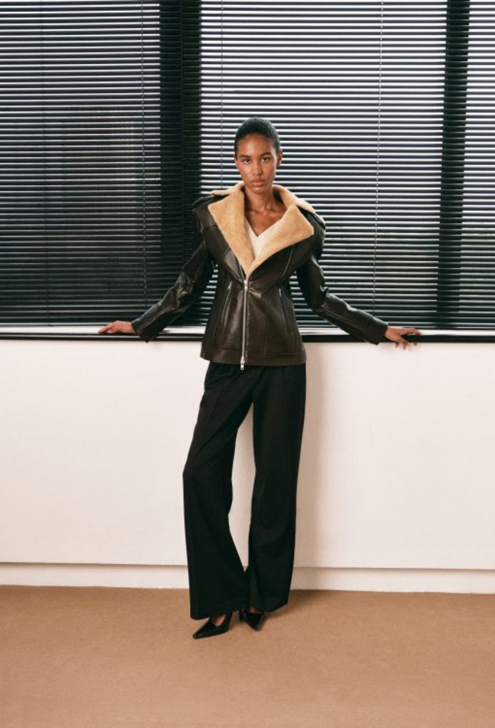 Кожаная куртка saxara - фото 119626