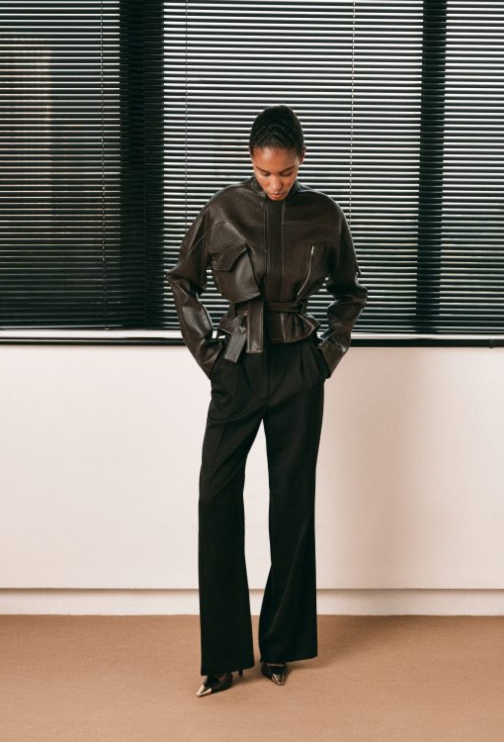 Большая кожаная куртка - фото 119634