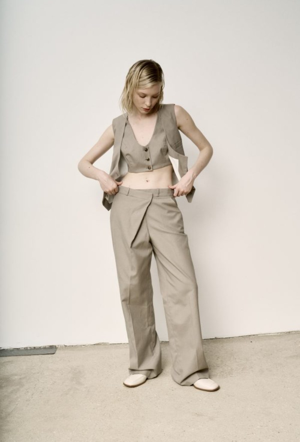 Льняные асимметричные брюки - фото 119827