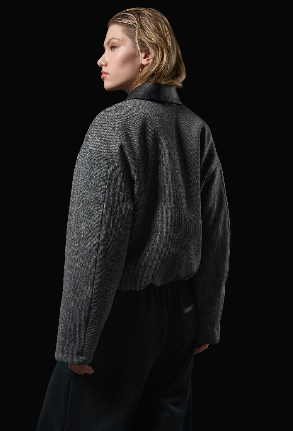 Бомбер с кожаным воротником - фото 120385