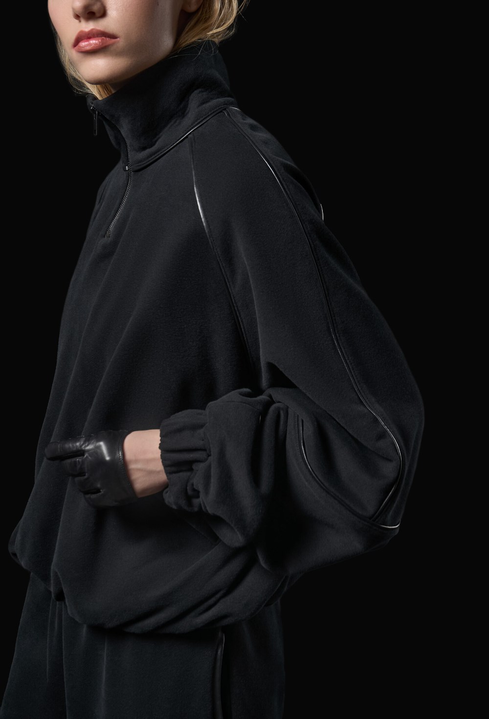 Худи-анорак с кожаной окантовкой - фото 120393