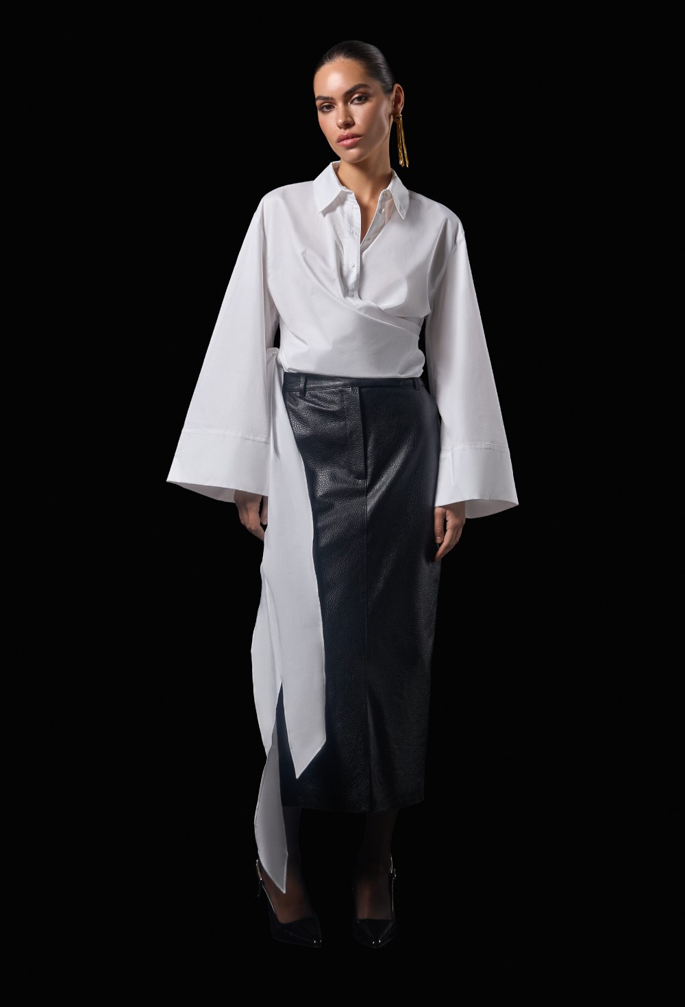 Белая хлопковая рубашка на завязках - фото 120433