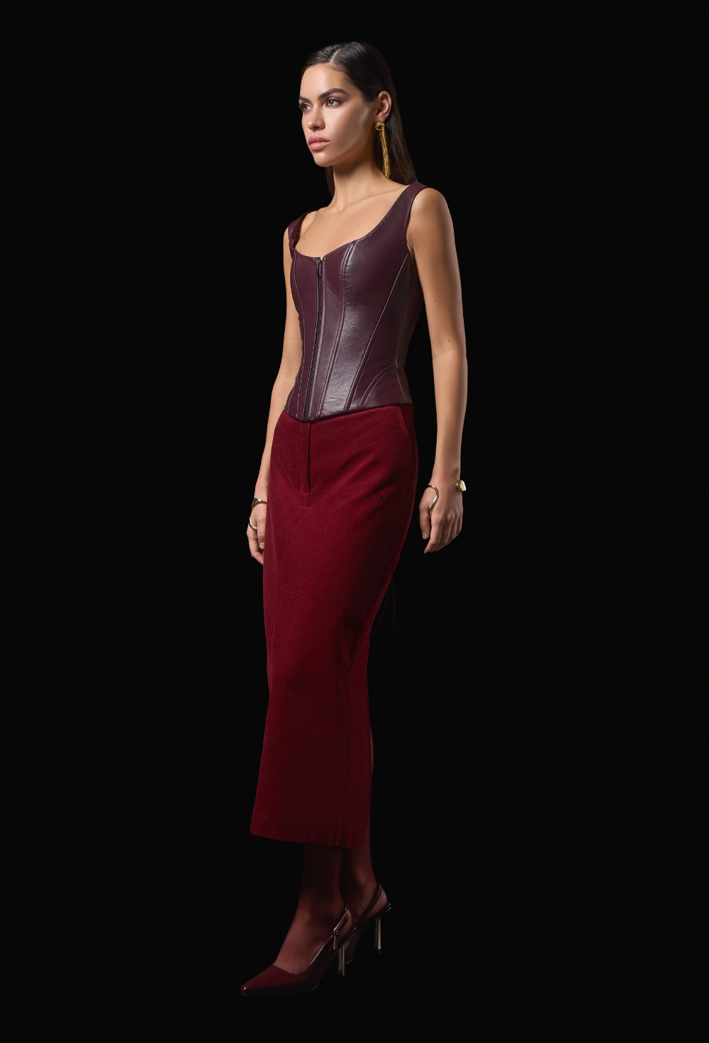 Бордовая вельветовая юбка карандаш - фото 120446