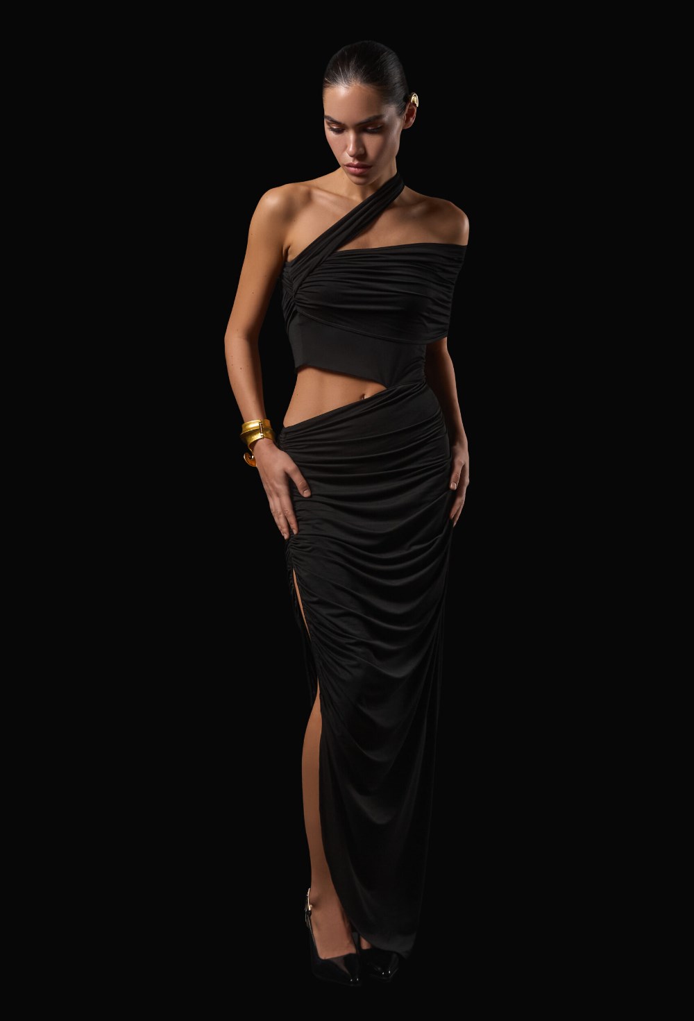 Драпированное платье со съемными брошами - фото 120477