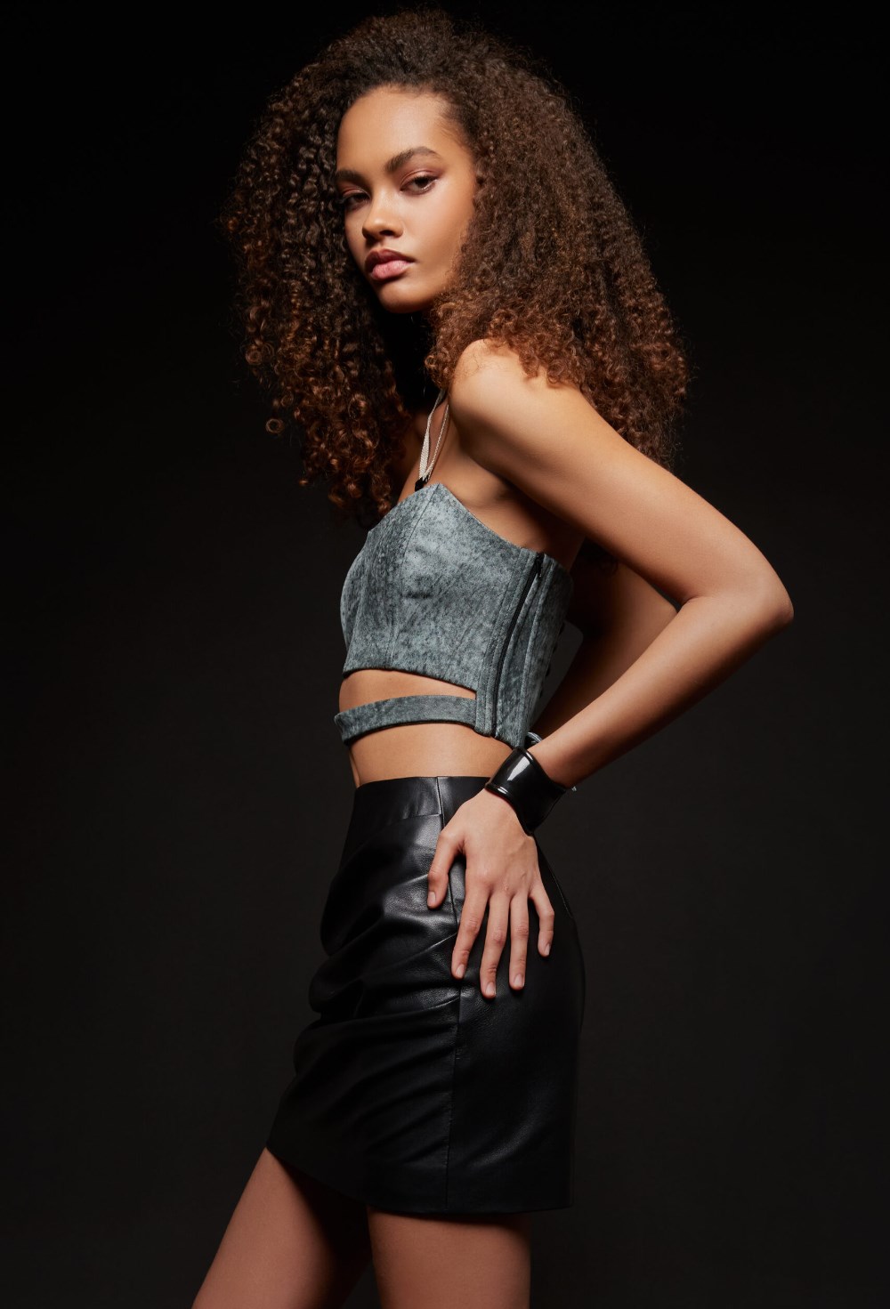 Анималистичный кожаный корсет - фото 120668