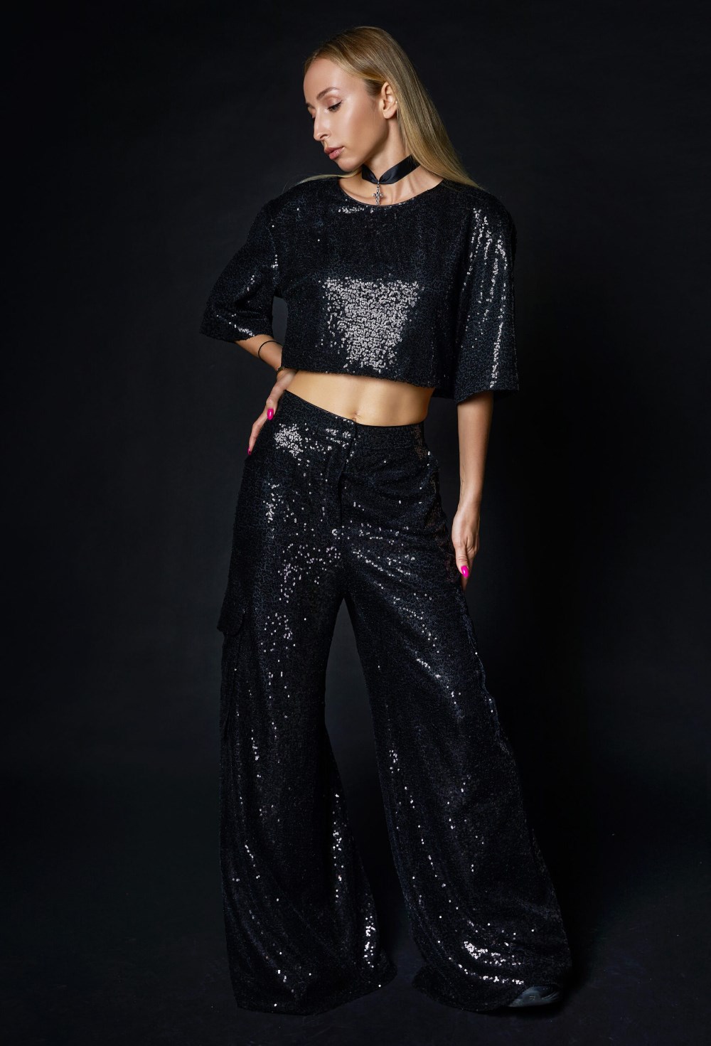 Брюки карго из пайеток - фото 120766