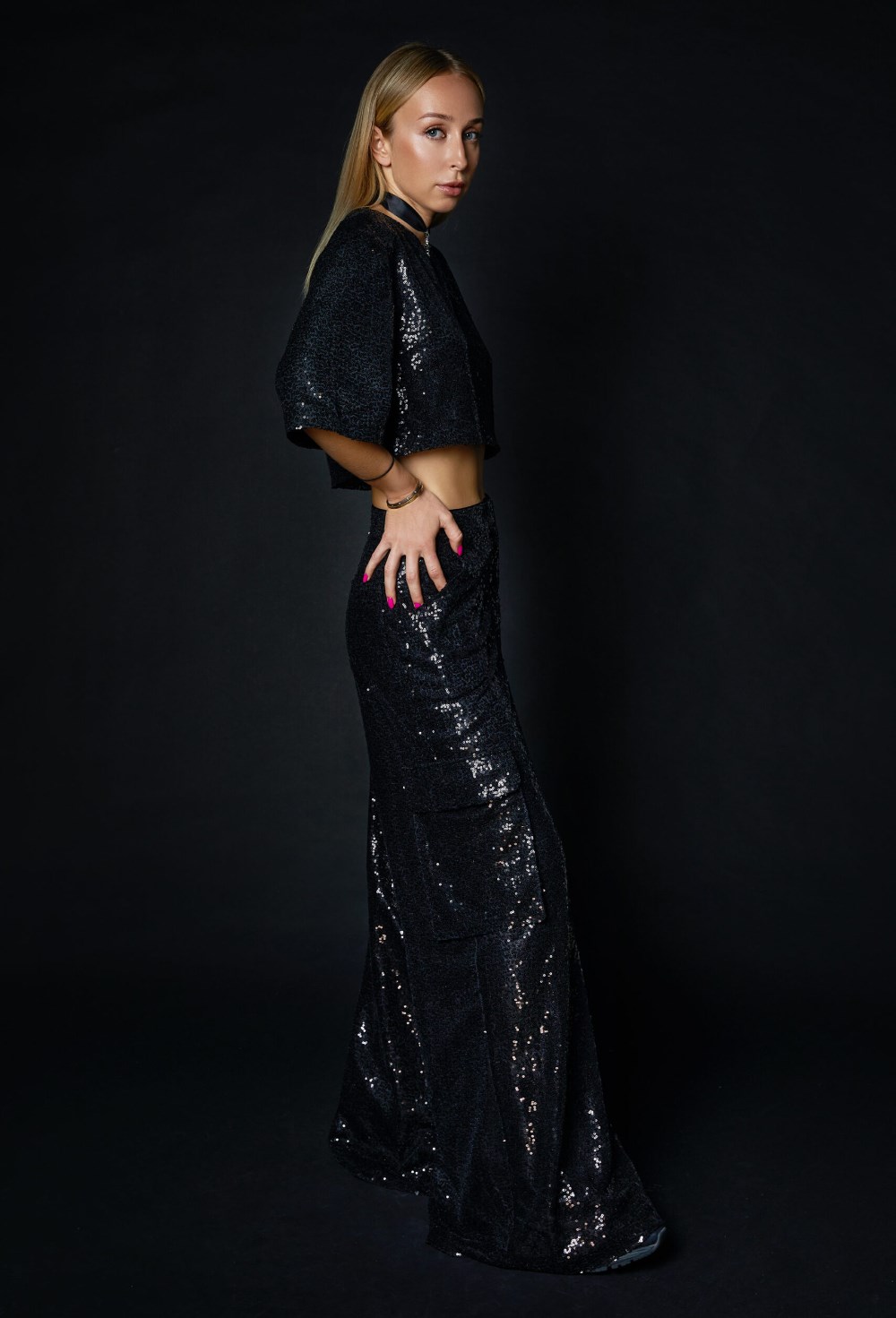 Брюки карго из пайеток - фото 120770