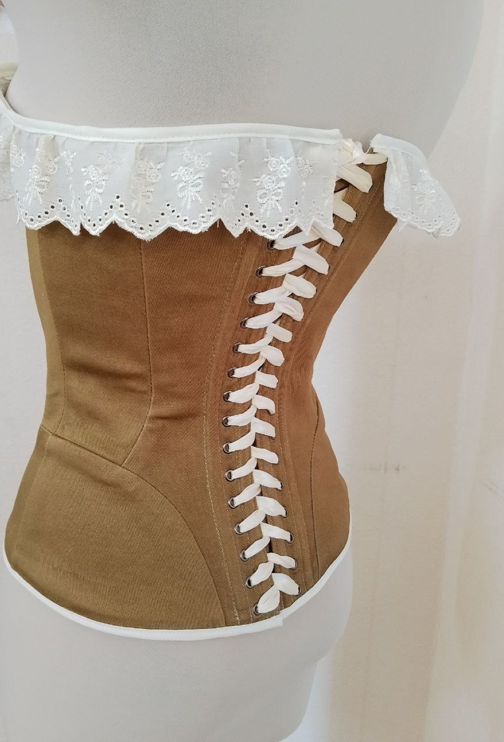 Исторический корсет с чашками - фото 120992